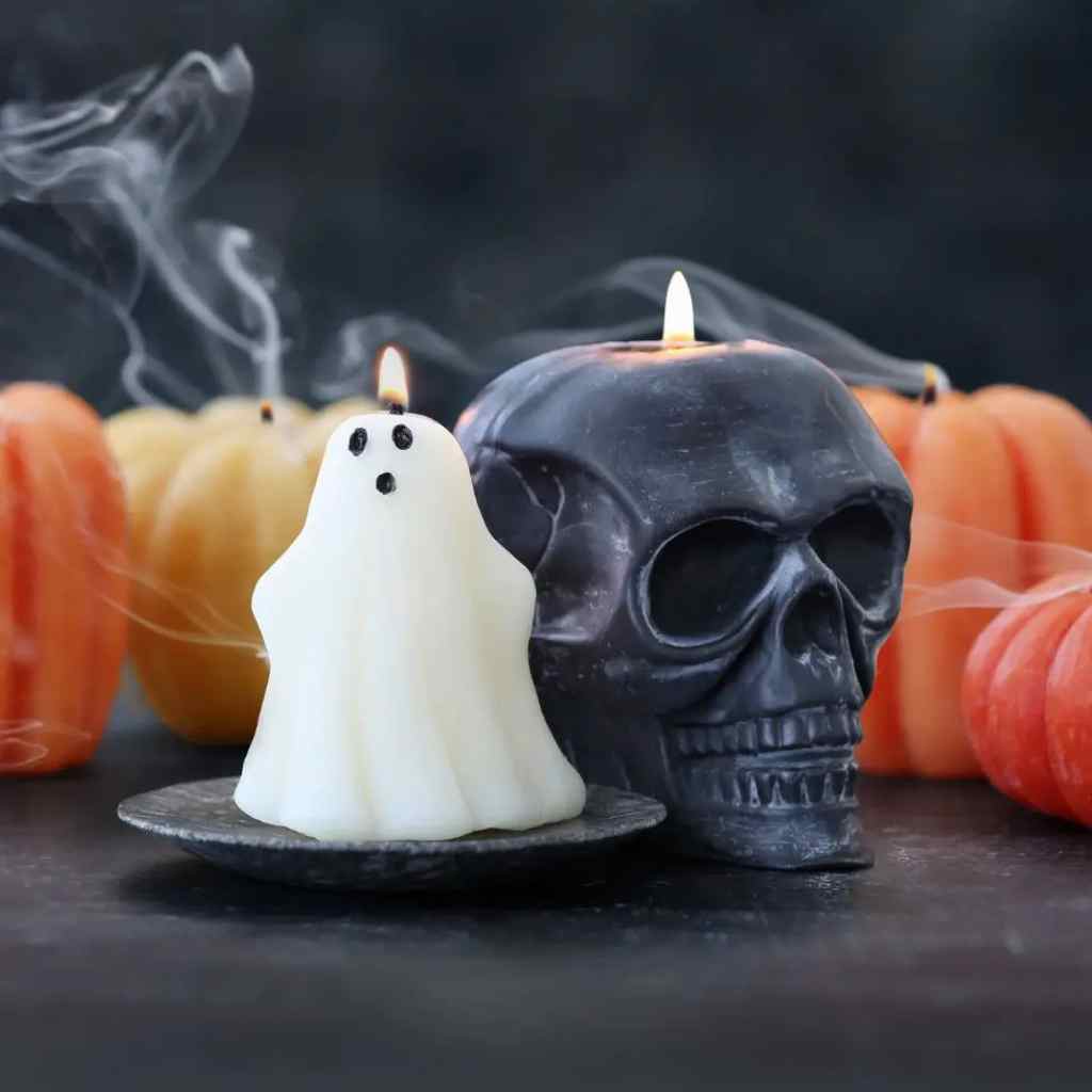 Ghost Candle | 100% Pure Beeswax