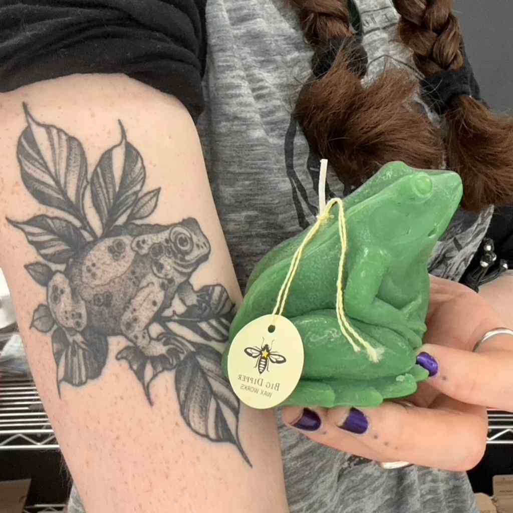 100% Pure Beeswax Frog Candle