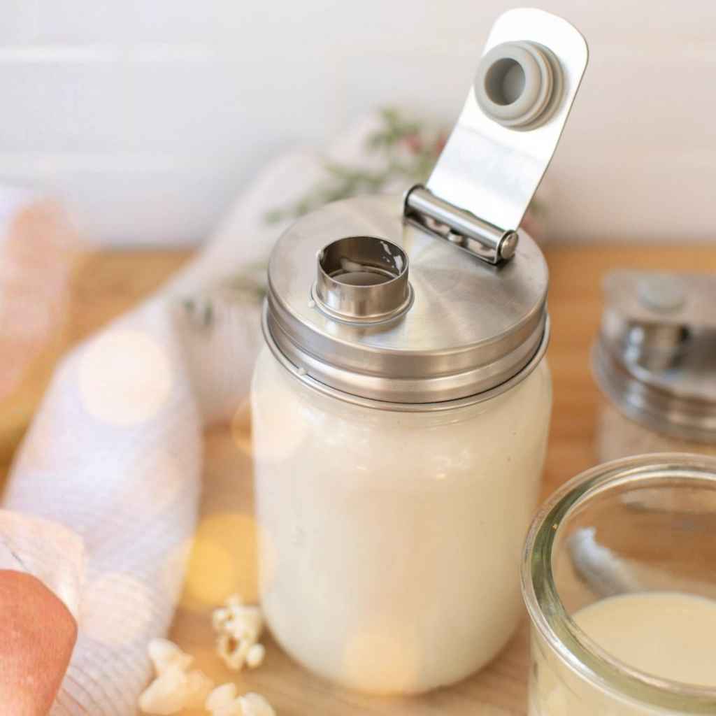 Pourable Lid for Mason Jar