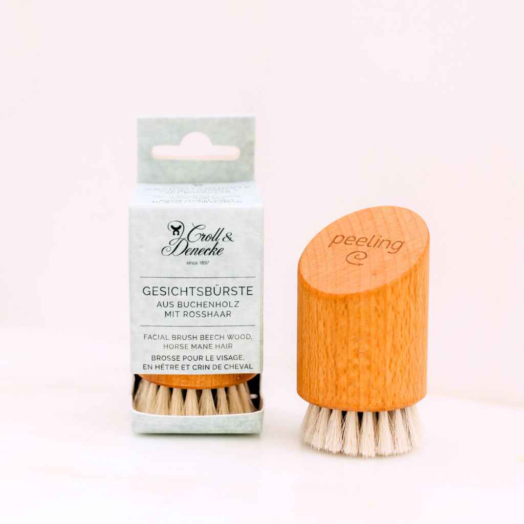 Dry Facial Brush