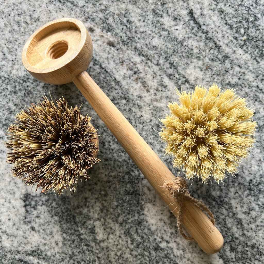 Dish Brush | One-Piece Handle & Replaceable Brush Head