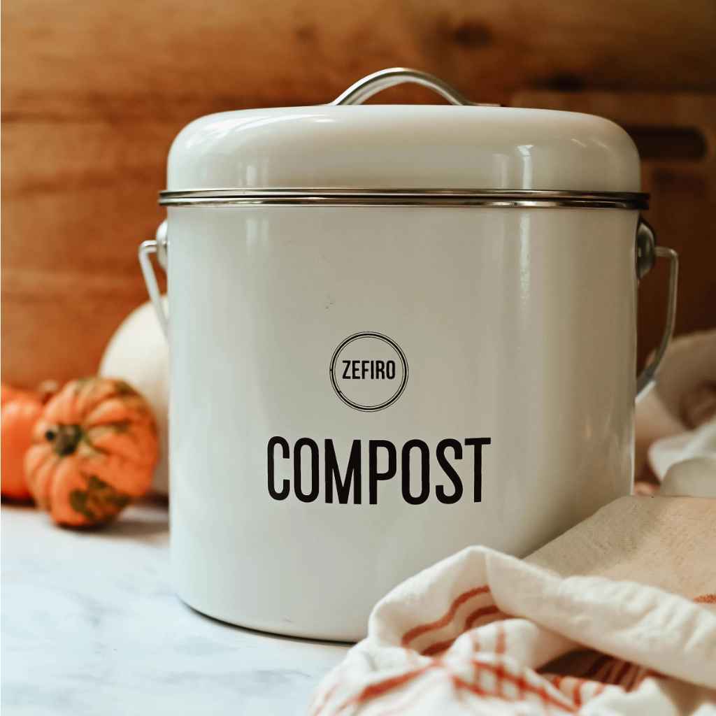 Stainless steel compost bin by Zefiro